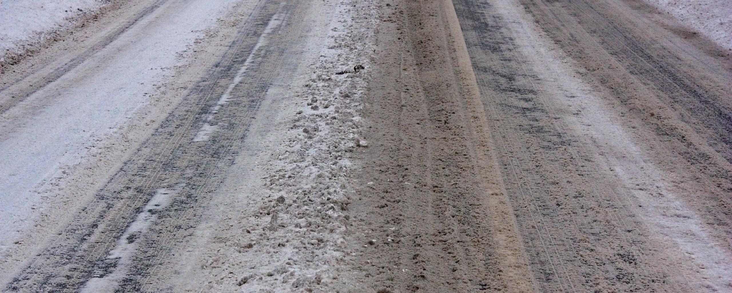 Weg met sneeuw
