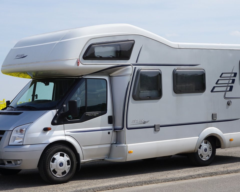 aanpak overlast campers caravans aanhangwagens gemeente urk